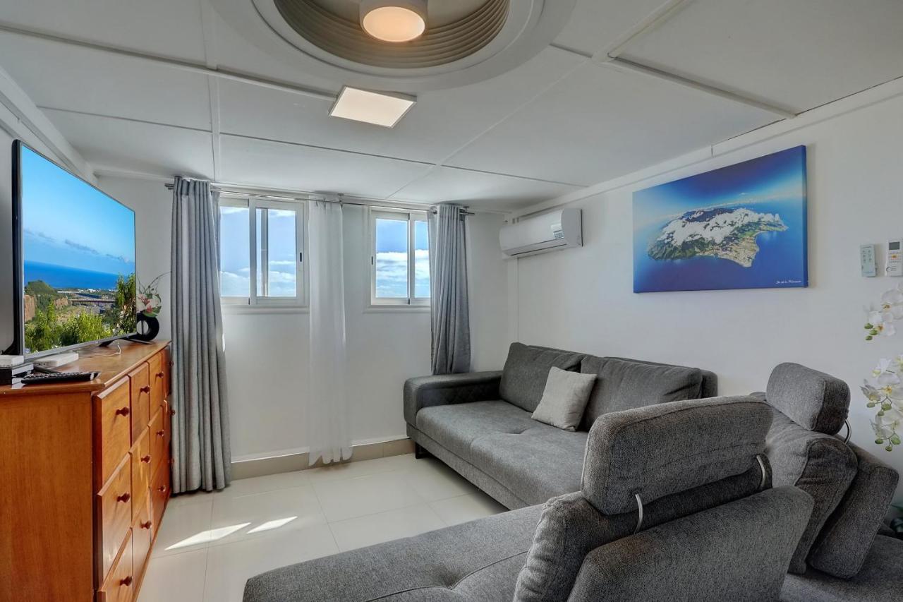Appartement 3 Etoiles Sauna Vue Superbe Ti Kaz Miyou 2 La Possession Exteriör bild