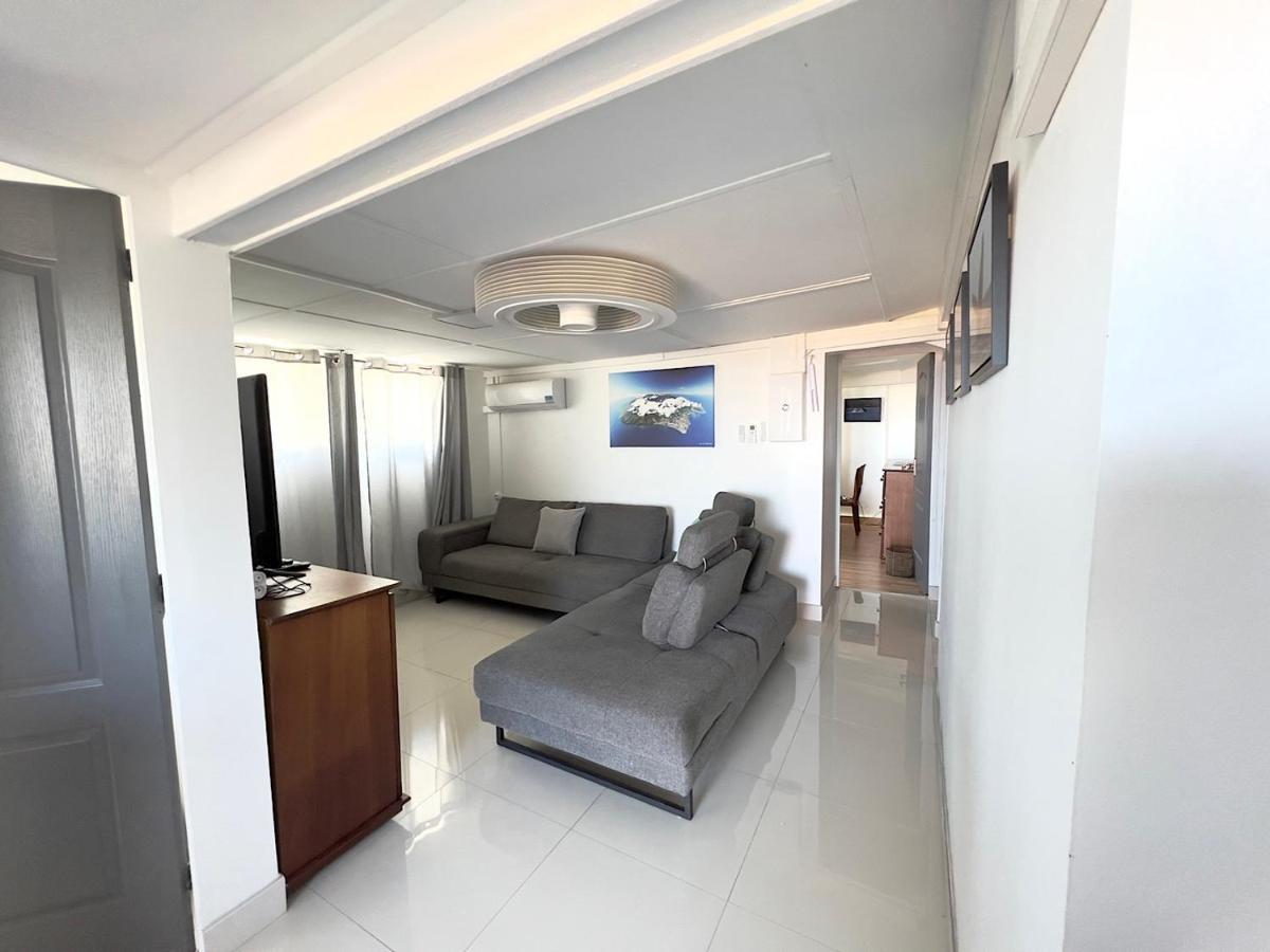 Appartement 3 Etoiles Sauna Vue Superbe Ti Kaz Miyou 2 La Possession Exteriör bild